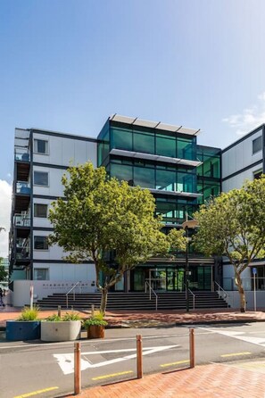 Exterior - Quiet and secure 1 bed Viaduct apartment (Auckland)