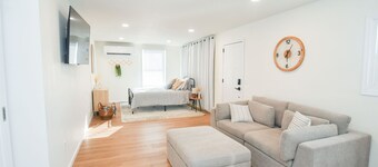 Boho Studio Downtown Amish Country + Scenic Views