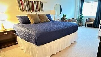 2 bedrooms, iron/ironing board, travel crib, free WiFi