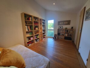 5 bedrooms, free WiFi