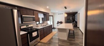 Relax with the whole family, peaceful and in the woods on 6 beautiful acres. 