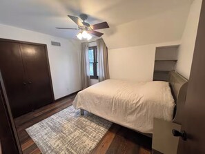 4 Schlafzimmer, Bügeleisen/Bügelbrett, WLAN, Bettwäsche