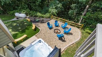 Bain à remous extérieur