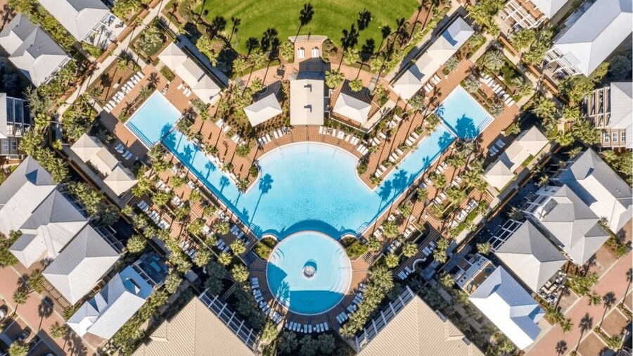 Walk to Seacrest Beach, Resort Pool Modern 3bdr Free Wheelin by Avantstay