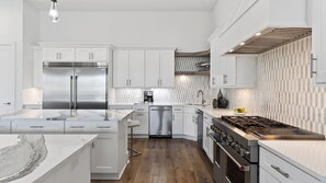 House (Multiple Bedrooms) | Interior
