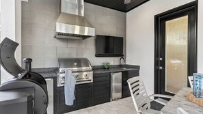 Casa (Multiple Bedrooms) | Interior