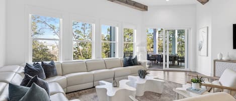 Maison (Multiple Bedrooms) | Intérieur