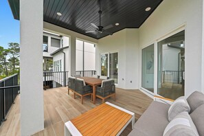 Interior - 30A Serenity Skies by Avantstay Sleeps 19 Pool + Golf Cart (Santa Rosa Beach)