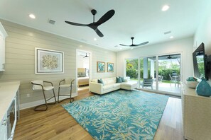 Interior - 30A Serenity Skies by Avantstay Sleeps 19 Pool + Golf Cart (Santa Rosa Beach)