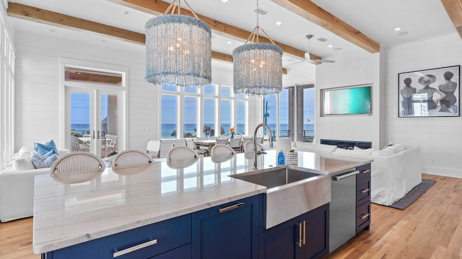 30A Beach Getaway by Avantstay Gulf Views + Pool Golf Cart + Bonfires