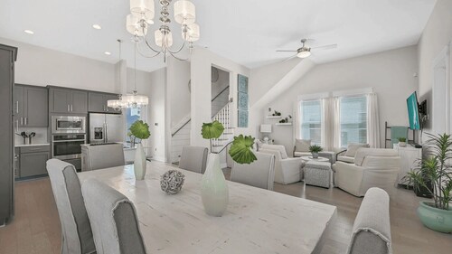 Nacho Beach House by Avantstay Inlet Beach Sleeps 10 + Pool
