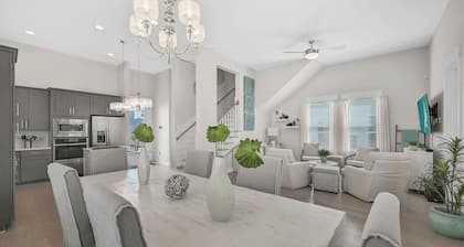 Nacho Beach House by Avantstay Inlet Beach Sleeps 10 + Pool
