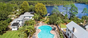 Halcyon Dayz by Avantstay New Build w/ Pool Access