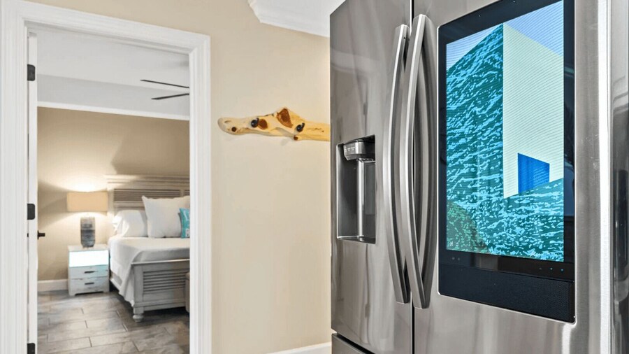 The Shore Break by Avantstay Gulf Front + Pool