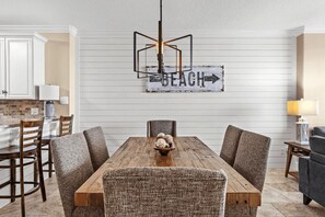 Apartment (2 Bedrooms) | Interior - The Shore Break by Avantstay Gulf Front + Pool (Panama City Beach)