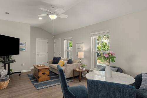 Casa (2 Bedrooms) | Interior
