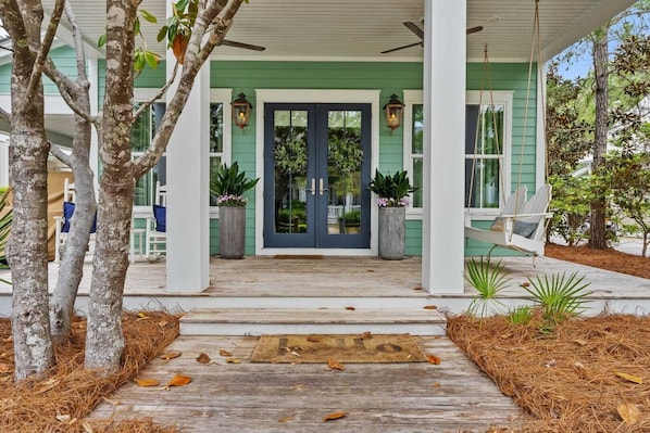 House (5 Bedrooms) | Interior