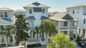 Hus (4 Bedrooms) | Fasade