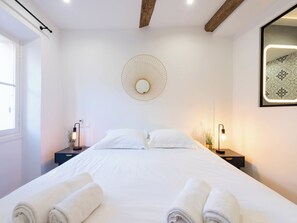 2 chambres, fer et planche à repasser, Wi-Fi, literie fournie