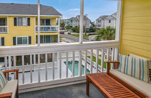 Property grounds - Charming 2-bedroom condo in beautiful Murrells Inlet - Family Friendly (Murrells Inlet)