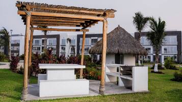 BBQ/picnic area