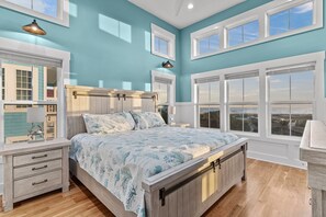 8 soverom, wi-fi (inkludert) og sengetøy