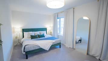 3 bedrooms, desk, iron/ironing board, WiFi