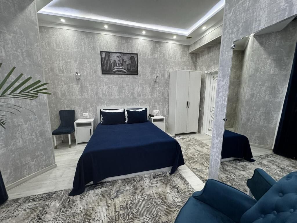 Quarto casal, vista para a cidade | Frigobar, cofres nos quartos, escrivaninha