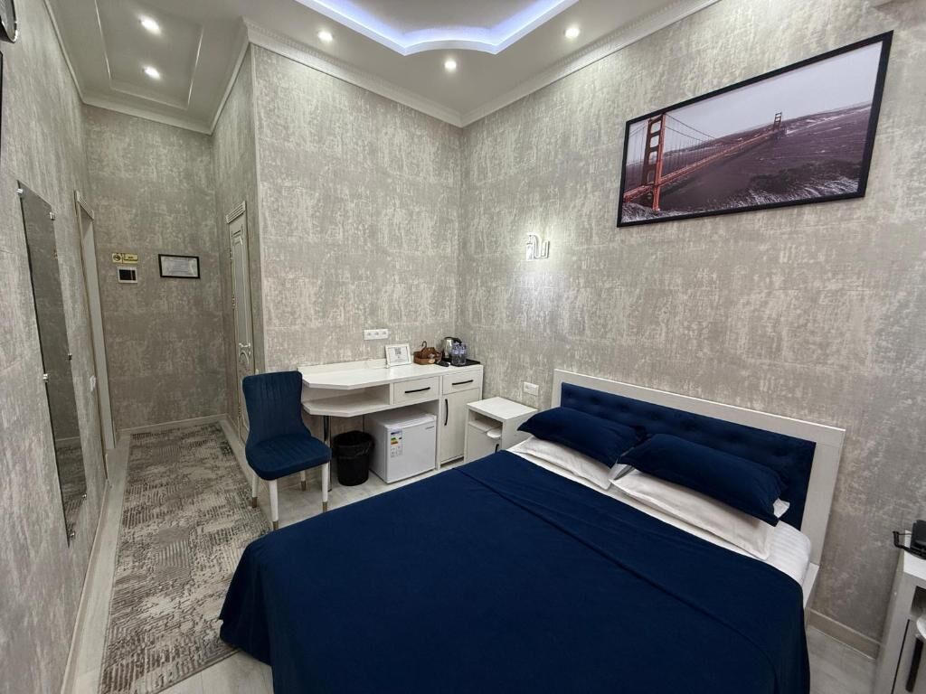 Chambre Double, vue ville