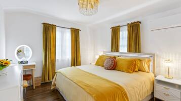 4 makuuhuonetta, työpöytä, silitysrauta/-lauta, ilmainen Wi-Fi