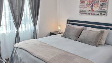 4 chambres, bureau, fer et planche Ă repasser, Wi-Fi gratuit