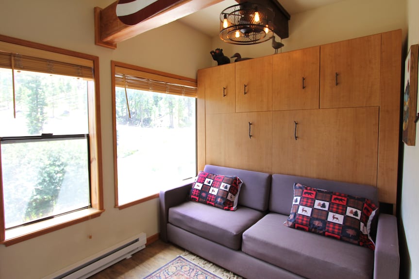 Stateline Condo | Hot Tub | Deck | Bbq - Genoa, NV