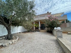 Exterior - Pleasant Apartment With Pool (Porec)