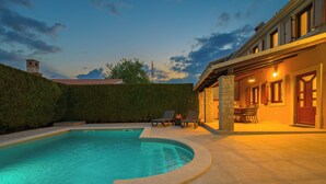 Pool - Villa Zara (Istria - Sveti Kirin) (Sveti Kirin)