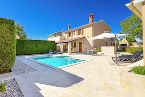 Pool - Villa Zara (Istria - Sveti Kirin) (Sveti Kirin)