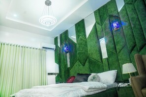 3 bedrooms, WiFi