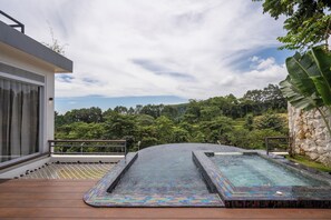 15 piscines couvertes