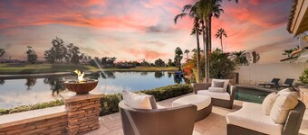 Waterfront, Golf Views, Pontoon Boat 3 King Rooms!