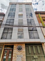 Fachada de la propiedad
