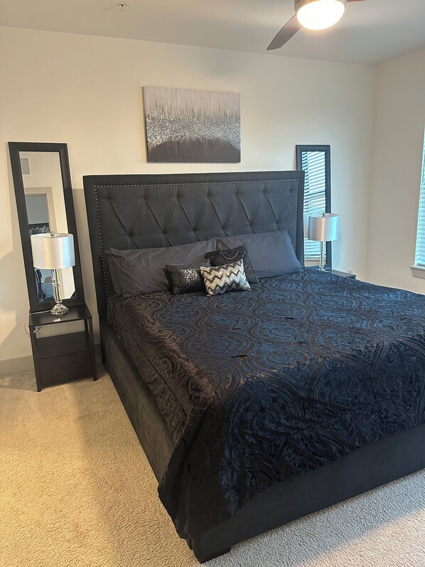 1 bedroom, iron/ironing board, WiFi, bed sheets - Modern Cozy Studio Near Orlando’s Best Attraction + Pool  (Orlando)