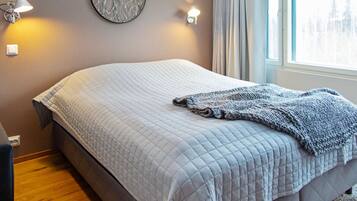 2 bedrooms, internet