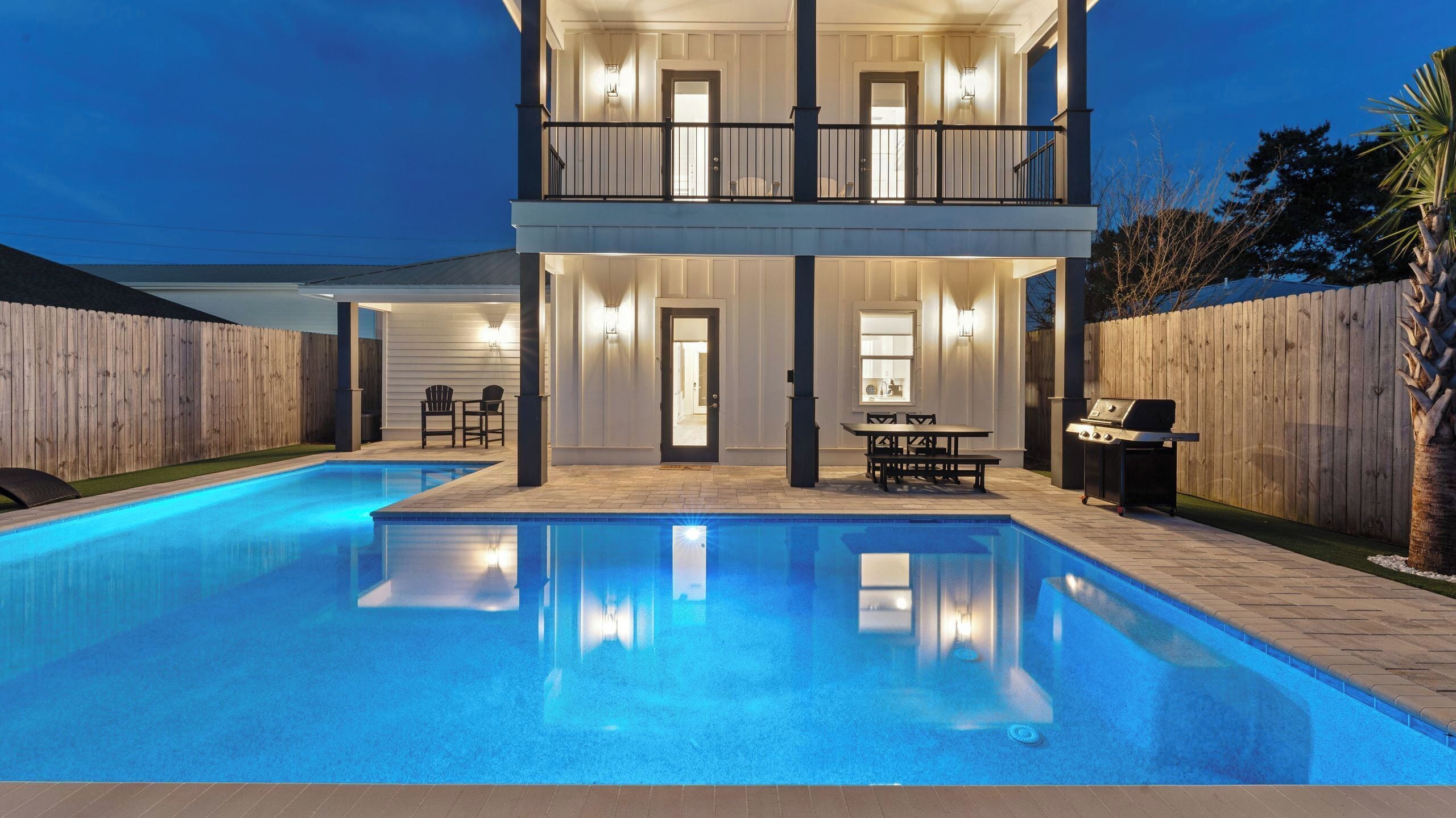 Talo (4 Bedrooms) | Uima-allas | Ulkouima-allas