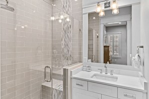 Maison (4 Bedrooms) | Salle de bain | Douche