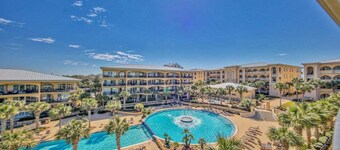Salt Water Express by Avantstay Top Floor, Corner Unit Adagio