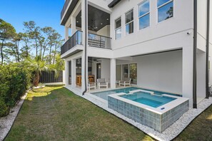 Interior - 7 Bedroom Serentiy Sands Cottage with Heated Pool and Spa (Santa Rosa Beach)