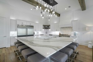 Casa (Multiple Bedrooms) | Interni