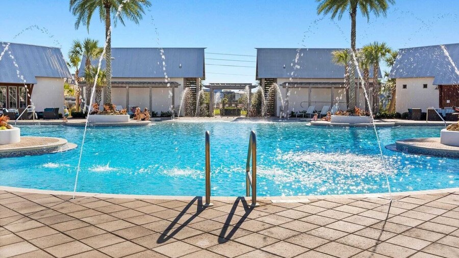 Bella Bonita by Avantstay Pool, Peloton & Bikes, Golf Cart, Bonfires