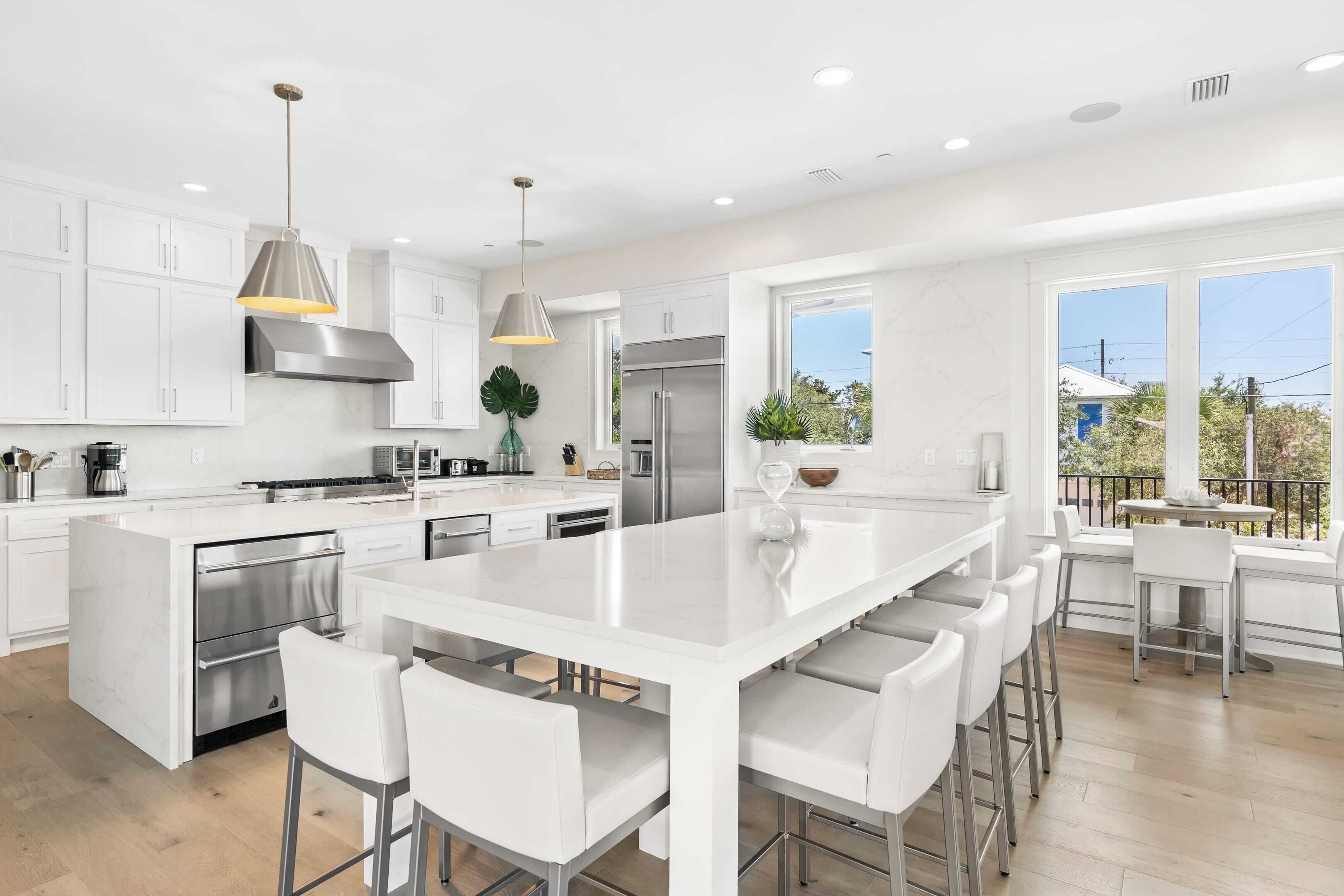 House (6 Bedrooms) | Interior