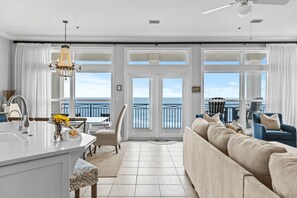 House (4 Bedrooms) | Front of property - Grovey by the Sea by Avantstay Oceanfront, Private Beach, Pool Access (Santa Rosa Beach)