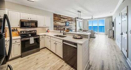 Manta Ray Villa by Avantstay Gulf Front + 2 Pools